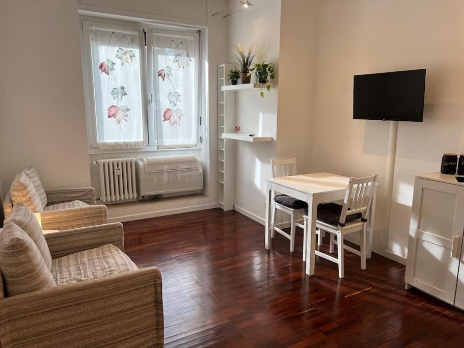 "Giulifor" - Zona Indipendenza - Risorgimento Apartment Milan Bagian luar foto